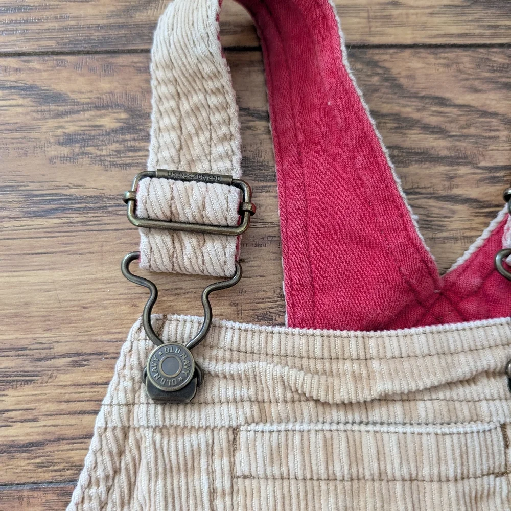 $ Vintage Old‎ Navy Tan Corduroy Overalls